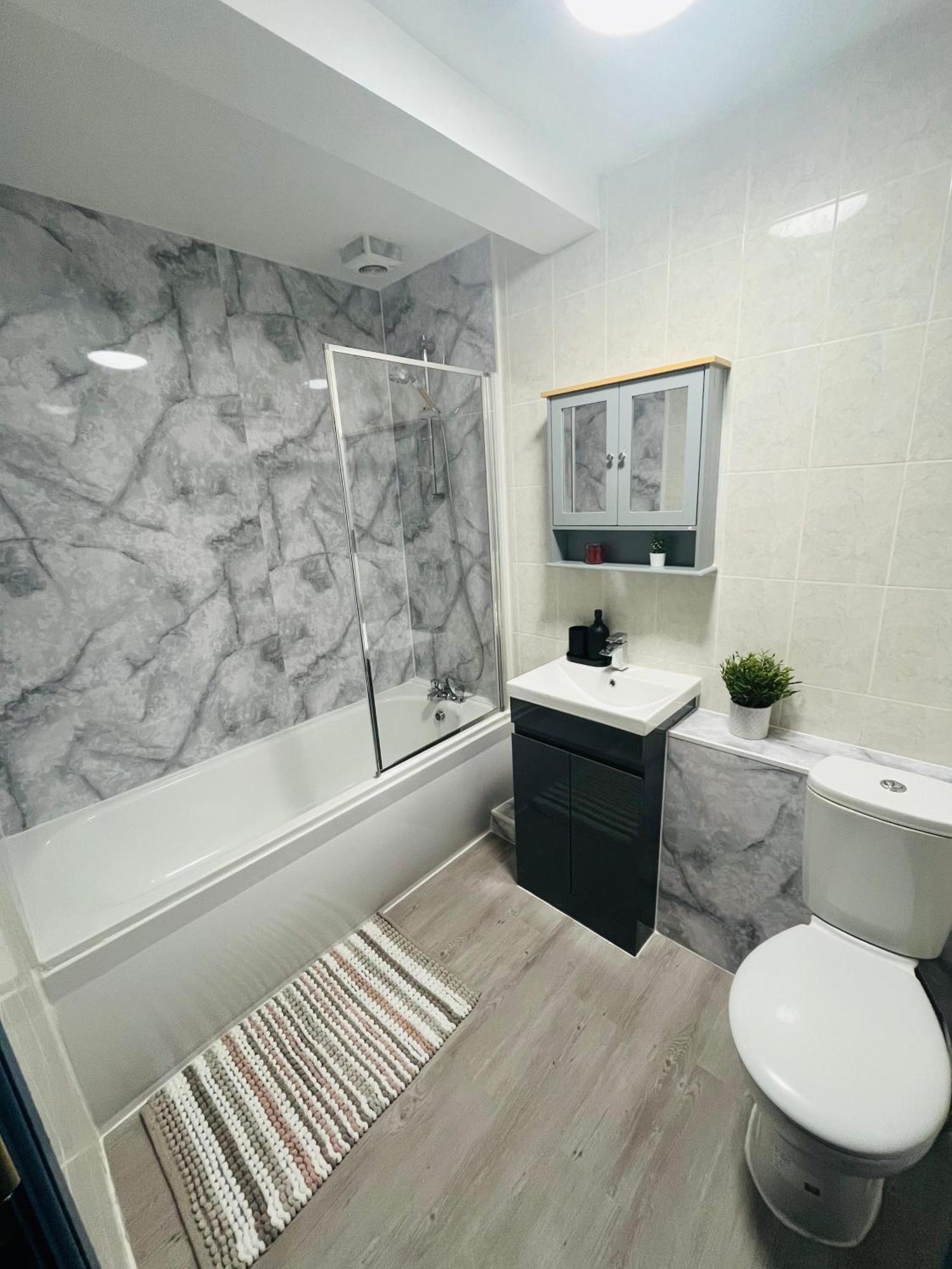 London Budget Rooms 603 ภายนอก รูปภาพ